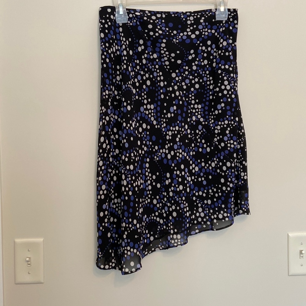 Asymmetrical skirt like new